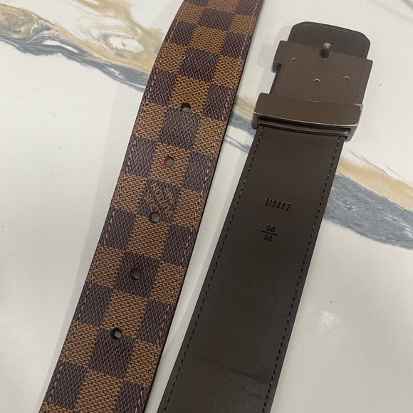Louis Vuitton belt - Picture 3 of 10